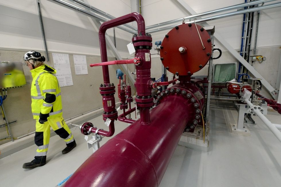 Vuoden lämpiminä kuukausina teollisuuden kaasuntarve voitaisiin korvata Balticconnector-kaasuputkesta saatavalla kaasulla. LEHTIKUVA / Mikko Stig