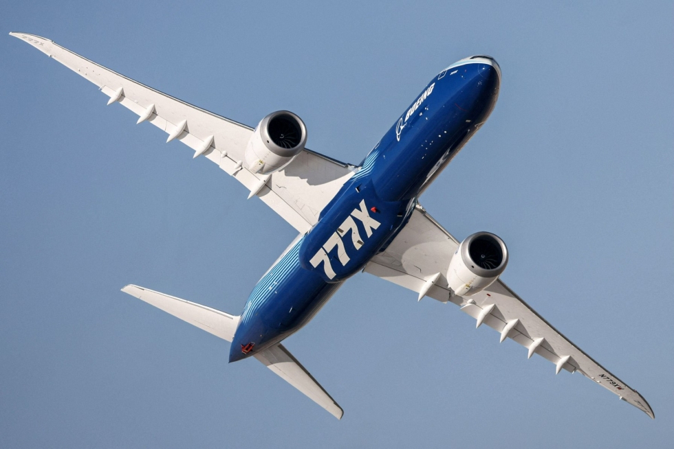 Boeing on joutunut toistuvasti lykkäämään 777X-konetyypin toimituksia. Nyt toimitusten arvioidaan alkavan vuonna 2025. LEHTIKUVA/AFP