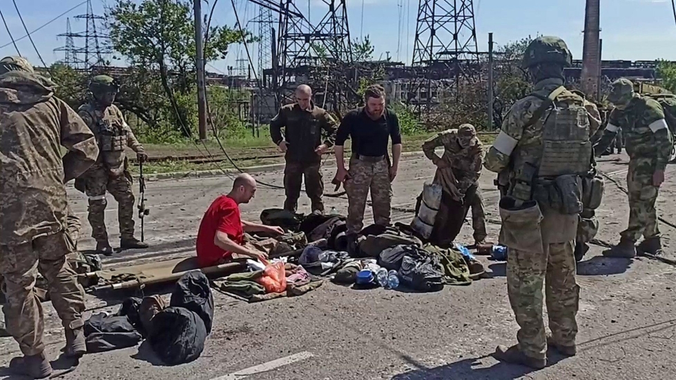 Venäjä ilmoitti perjantaina Mariupolin Azovstalin terästehtaan olevan täysin venäläisjoukkojen hallinnassa viimeisten tehtaassa olleiden ukrainalaissotilaiden antauduttua. LEHTIKUVA/AFP