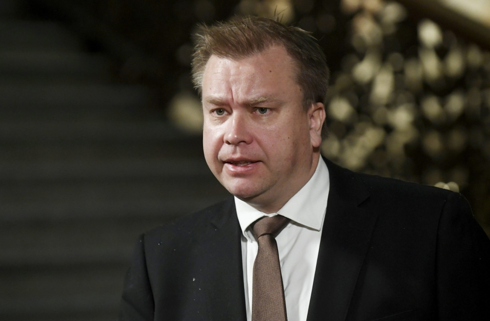Puolustusministeri Antti Kaikkosen mukaan Nato-jäsenyys nostaa merkittävästi kynnystä sille, että Suomi joutuisi sotilaallisen hyökkäyksen kohteeksi. LEHTIKUVA / Vesa Moilanen