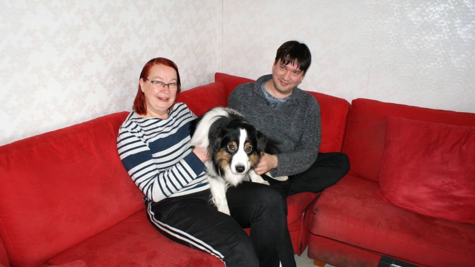 Uuteen valtimolaiseen perheeseen  kuuluvat Kirsi Sojakka, Manu-koira ja Eero Karvinen.