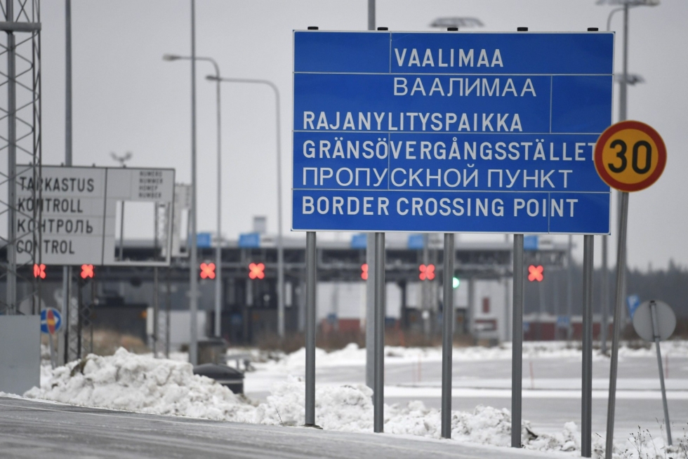  Vaalimaa on Suomen vilkkaimpia rajanylityspaikkoja. LEHTIKUVA / HEIKKI SAUKKOMAA