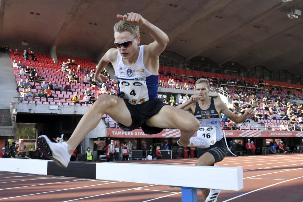 Topi Raitanen on juossut kauden kotimaisen kärkiajan 8.24,62 miesten 3 000 metrin esteissä Tshekin Ostravassa. Arkistokuva. LEHTIKUVA / Markku Ulander