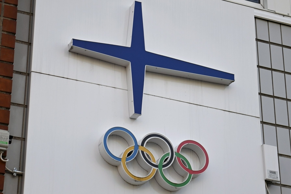 Olympiakomitean ylimääräinen kokous ja siellä toteutettu äänestys liittyivät huippu-urheiluyksikön entisen johtajan Mika Lehtimäen tapaukseen. 