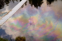 Säiliöstä pääsi vuotamaan öljyä jokeen Uimaharjussa