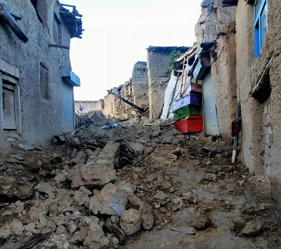 Afganistanin valtiollisen Bakhtar-uutistoimiston välittämässä kuvassa näkyy järistyksen aiheuttamia tuhoja Paktikan maakunnassa. LEHTIKUVA/AFP