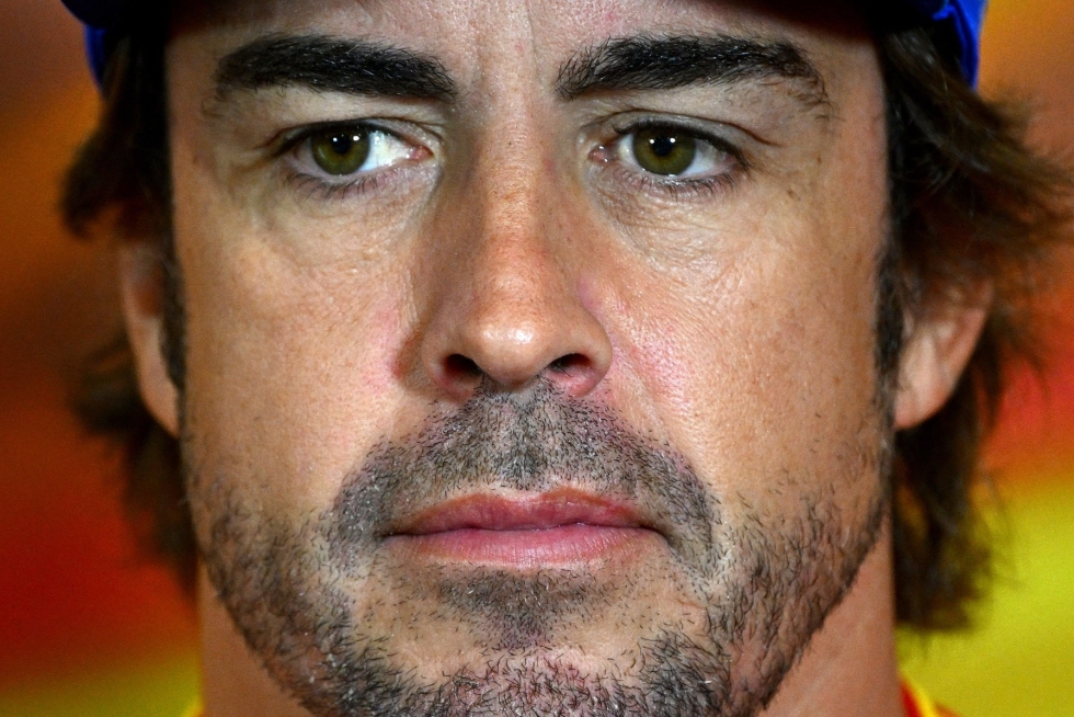 Fernando Alonso kaasutteli niukasti kärkipaikalle formula ykkösten Kanadan gp:n kolmannessa harjoitusrupeamassa. LEHTIKUVA/AFP