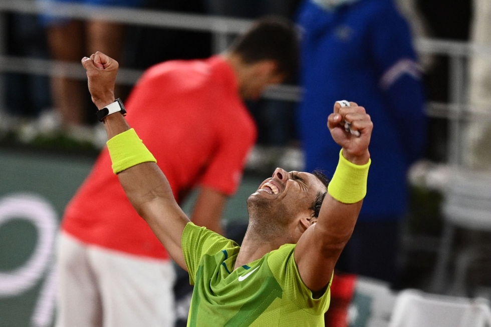 Välieriin etenevä espanjalainen tennistähti Rafael Nadal on voittanut Ranskan avoimet ennätykselliset 13 kertaa. LEHTIKUVA/AFP