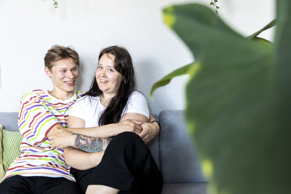 Micaela Grönberg ja Teemu Torni tapasivat Kiteellä, kun heidän kaveriporukkansa sulautuivat yhteen. 