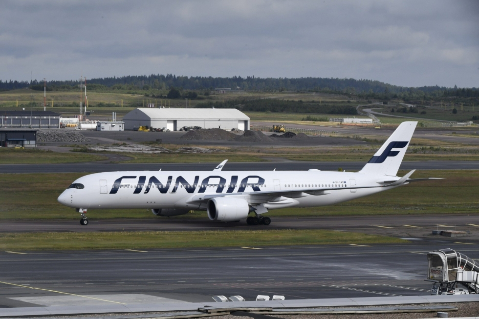 Finnair on perunut asiakkaidensa varauksia Lontoo–Helsinki-reitillä sunnuntaihin saakka. LEHTIKUVA / Jussi Nukari