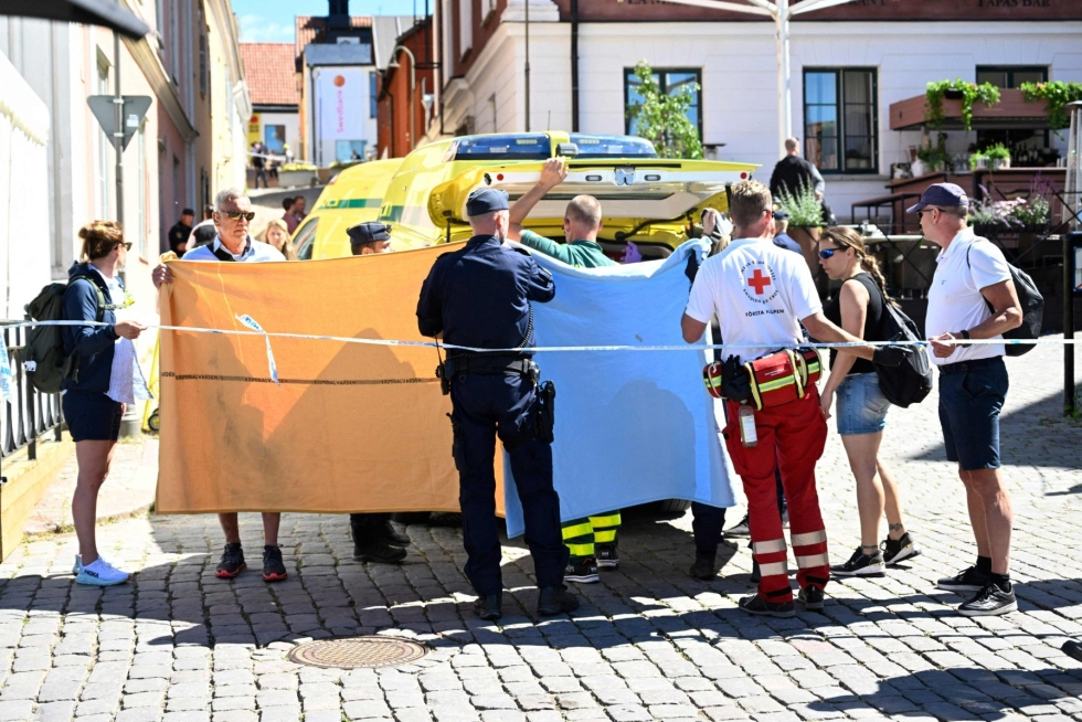 Ruotsin turvallisuuspoliisi Säpo tutkii Visbyn viimeviikkoista puukotusta nyt terroritekona. LEHTIKUVA/AFP