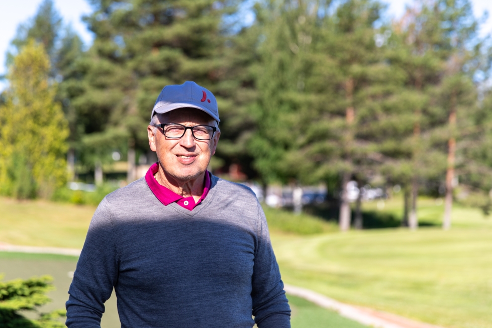 Jari Kapanen on tuttu näky Kontioniemen golfkentällä.