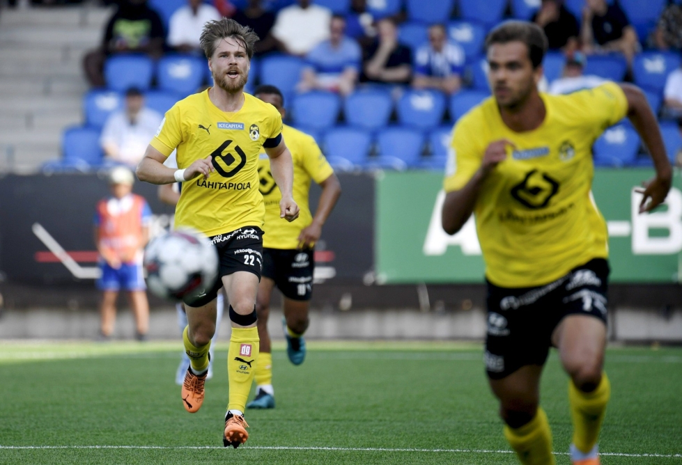 KuPS murskasi FC Lahden kotonaan maalein 4-0. LEHTIKUVA / Saara Peltola