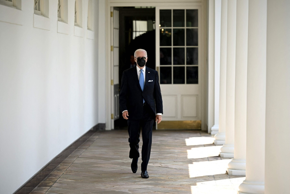 Yhdysvaltojen presidentti Joe Biden sai jälleen negatiivisen tuloksen koronatestistä, Valkoinen talo kertoi. Lehtikuva/AFP