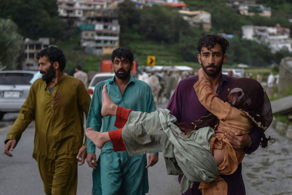 Pakistanin hallitus on julistanut hätätilan suurta osaa maata kiusanneiden rankkasateiden takia. Lehtikuva/AFP