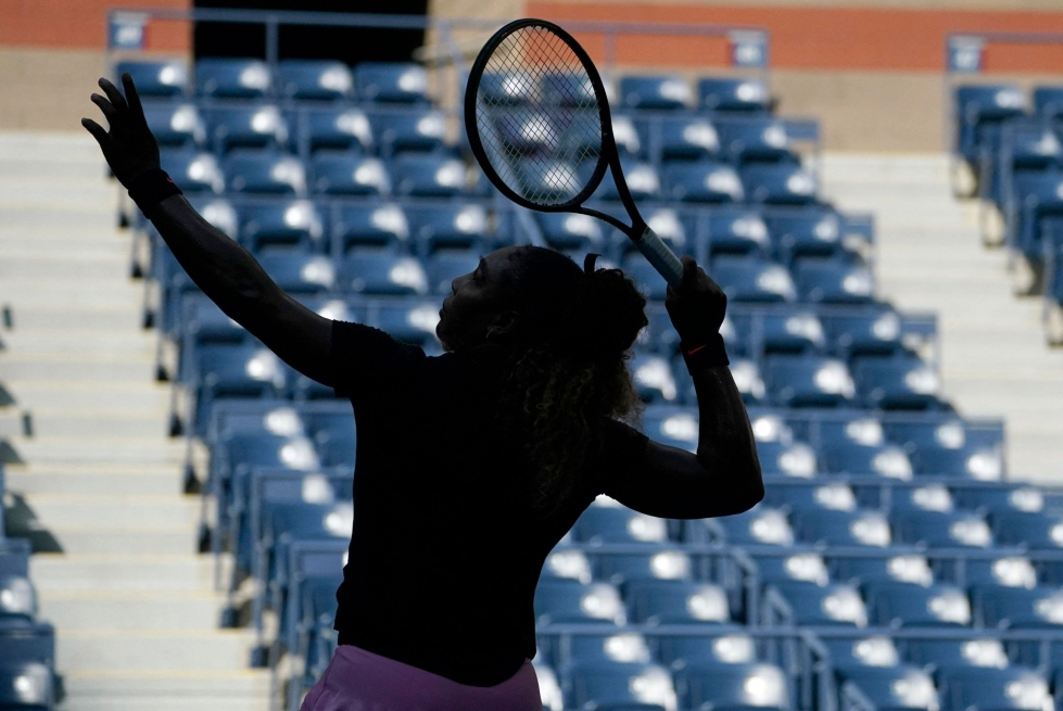Serena Williams harjoittelemassa US Openia varten New Yorkissa 25. elokuuta. Lehtikuva/AFP