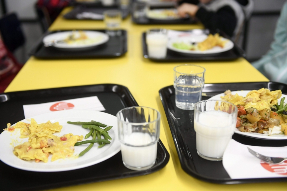 Opiskelijaravintoloiden toimintaa sitoo valtioneuvoston asetus, jonka mukaan avustukseen oikeuttavan opiskelija-aterian enimmäishinta on viisi euroa. LEHTIKUVA / VESA MOILANEN