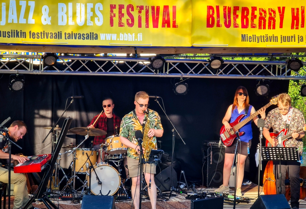 Blueberry Hill Festival järjestettiin nyt toista kertaa Parppeinvaaralla.