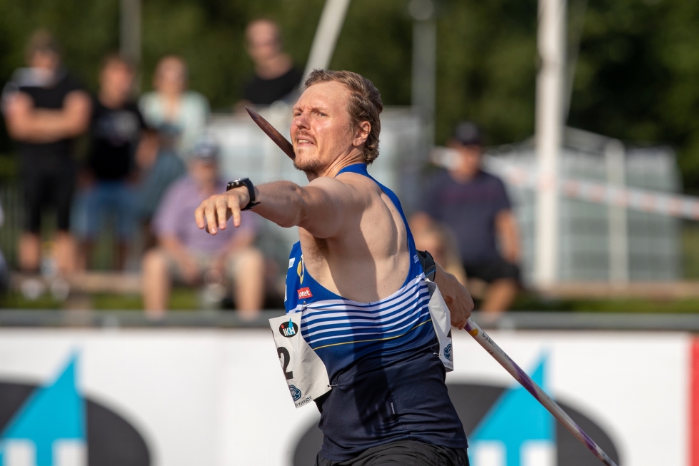 Lassi Etelätalo heitti Suomen mestariksi elokuussa 2022 kotikisoissa Joensuussa. Tänä vuonna Kalevan kisat järjestetään jo kesäkuun lopussa, jolloin annetaan viimeiset olympianäytöt.