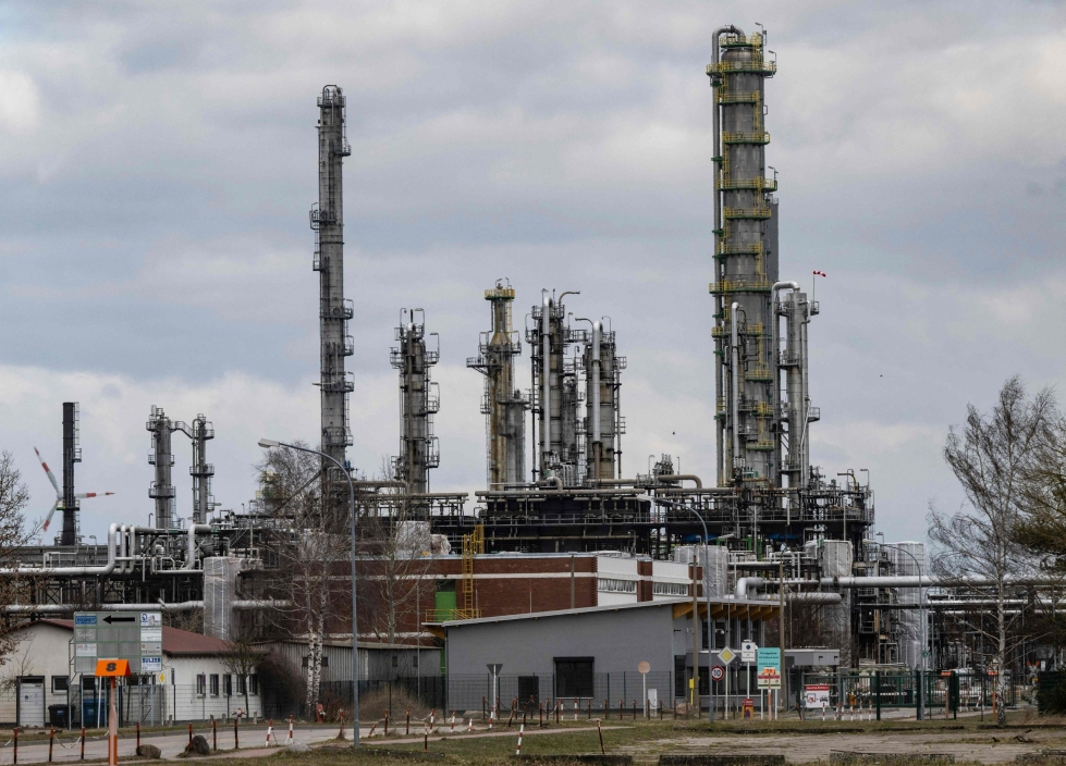 Saksa ilmoitti perjantaina ottaneensa muun muassa Rosneftin jalostamot maassa haltuunsa. Lehtikuva/AFP