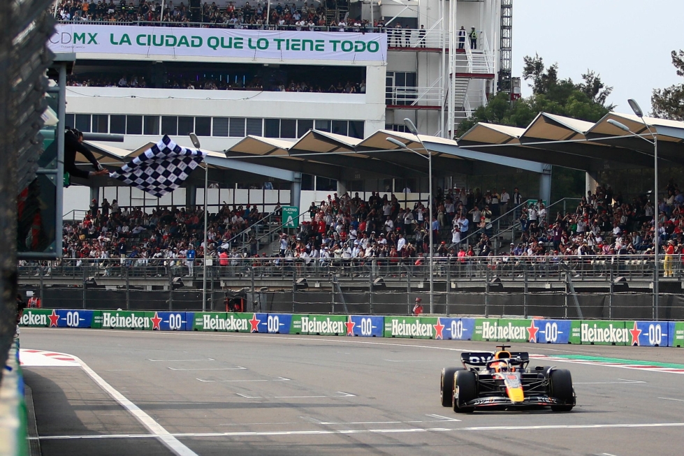 Meksikon gp:stä haettu voitto oli Red Bullin Max Verstappenille jo kuluvan kauden 14:s ykkössija. LEHTIKUVA/AFP
