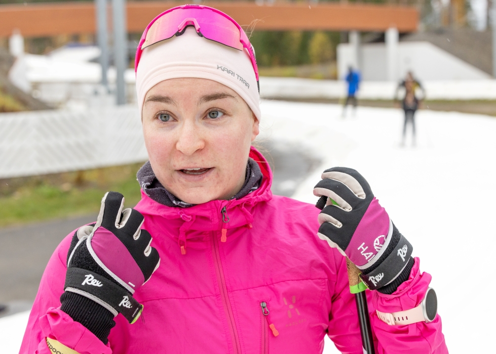 Vilma Jylhä oli nopein naishiihtäjä lauantaina Liperin kisoissa. Jylhä kuvattuna syksyllä Kontiolahden ensilumenladulla. 