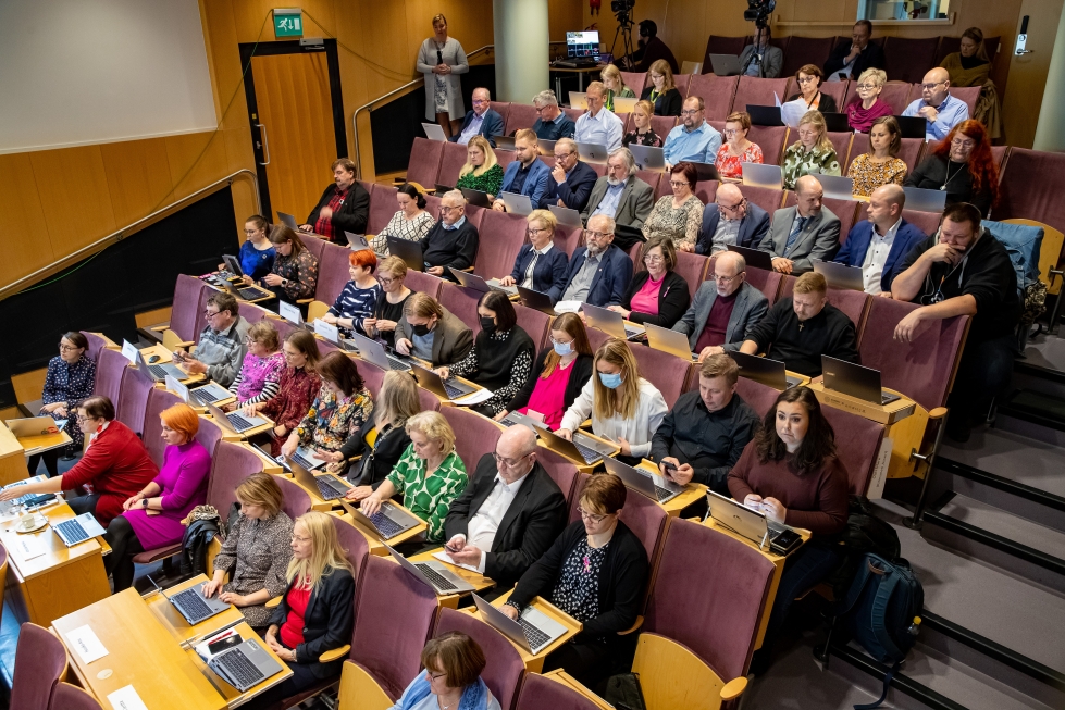Pohjois-Karjalan aluevaltuustossa on 59 jäsentä. Kuva syyskuun lopussa järjestetystä kokouksesta.