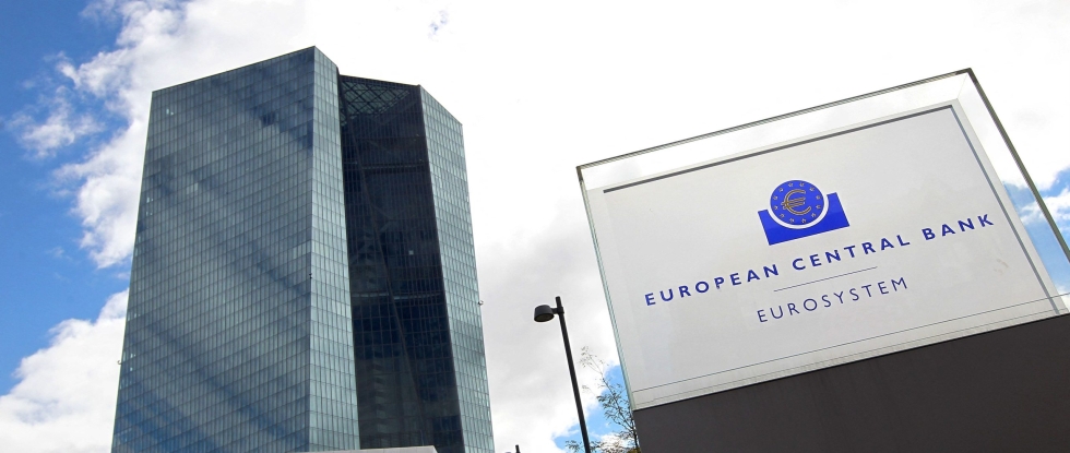 EKP on ryhtynyt viime kuukausina voimakkaasti kiristämään rahapolitiikkaansa, jotta hintojen nousu saataisiin kuriin. LEHTIKUVA / AFP