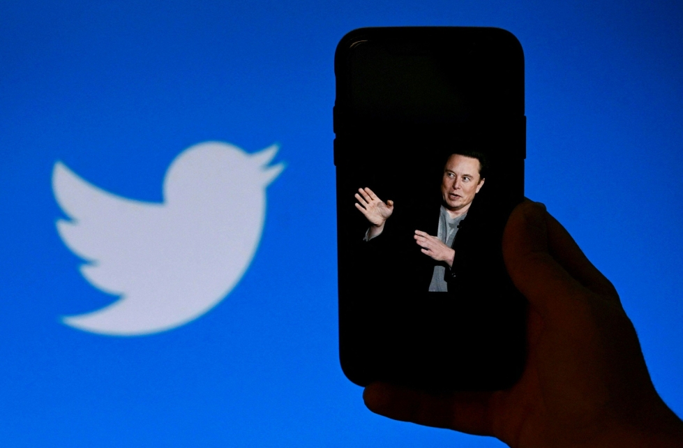 Miljardööri Elon Musk otti sosiaalisen median sovelluksen Twitterin haltuunsa. LEHTIKUVA/AFP