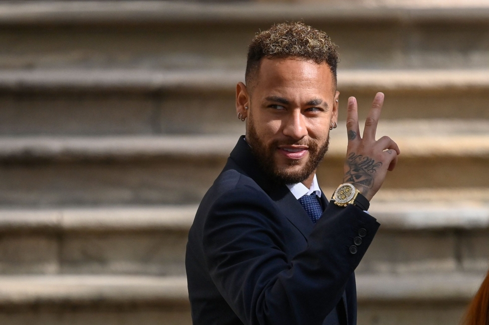 Jalkapallotähti Neymar vapautettiin perjantaina korruptio- ja petossyytteistä, jotka liittyivät brasilialaishyökkääjän pelaajasiirtoon Santosista Barceloonaan. Arkistokuva. LEHTIKUVA/AFP