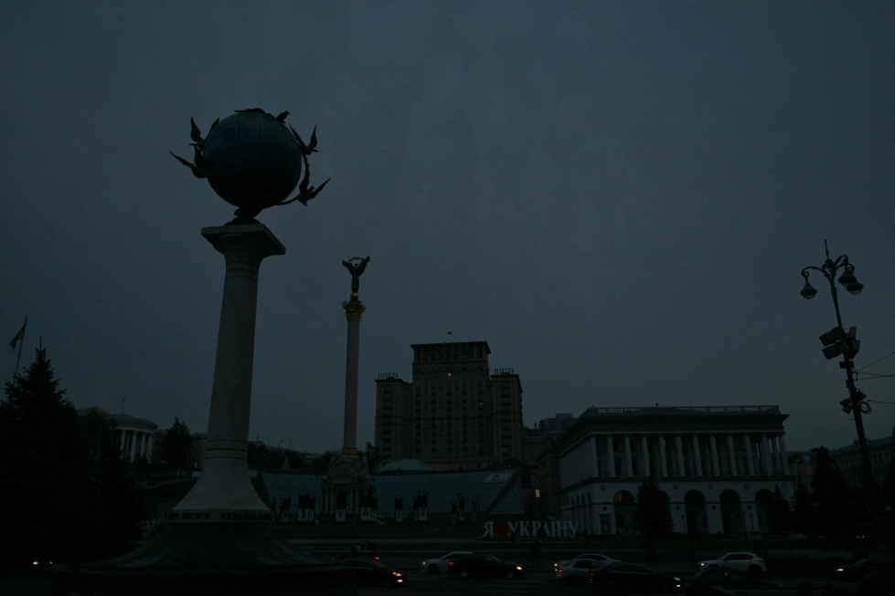 Kiovan pormestarin Vitali Klitshkon mukaan Venäjän iskut ovat aiheuttaneet muun muassa sähkökatkoja kaupungissa. Kuva on otettu 24.lokakuuta. LEHTIKUVA/AFP