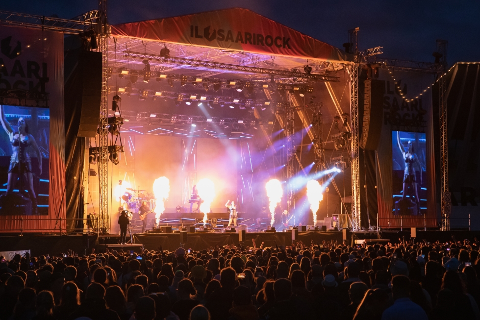 Kiteeläinen Nightwish huipensi Ilosaarirockin kesällä 2022.