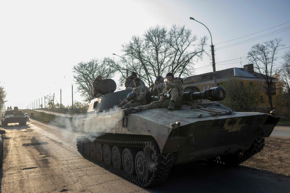 Ukrainalaisia sotilata Bahmutin kaupungin lähistöllä marraskuussa. LEHTIKUVA/AFP