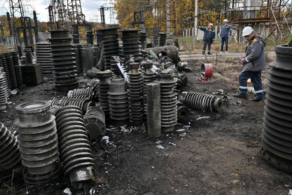 Venäjä aloitti lokakuussa massiiviset pommitukset ohjuksilla ja lennokeilla. Tarkoituksena on tuhota laajasti ­Ukrainan energia-infrastruktuuria.