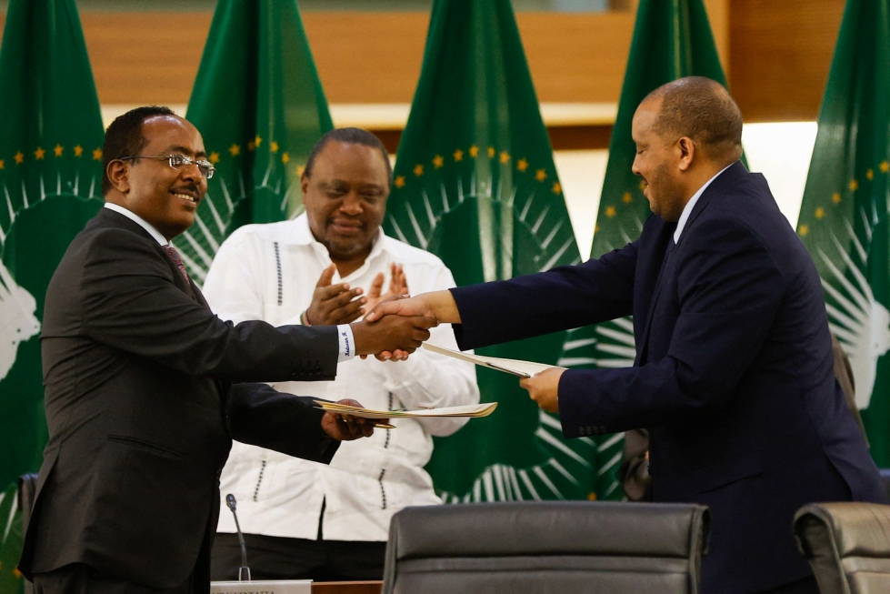 Etiopian kaksi vuotta kestäneiden taistelujen osapuolet ovat sopineet tulitauon Afrikan unionin välittämissä neuvotteluissa. LEHTIKUVA/AFP