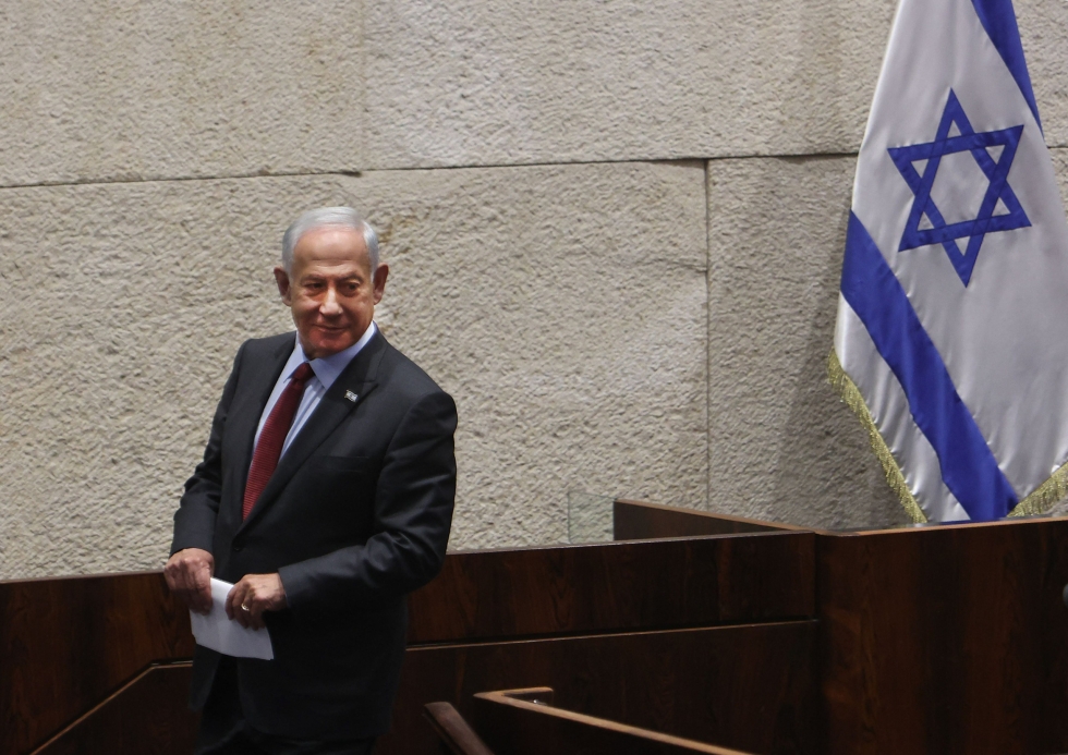 Benjamin Netanjahu palaa jälleen maansa pääministeriksi. Netanjahun johtama koalitio sai selvän enemmistön parlamenttiin marraskuun alussa pidetyissä vaaleissa. LEHTIKUVA/AFP