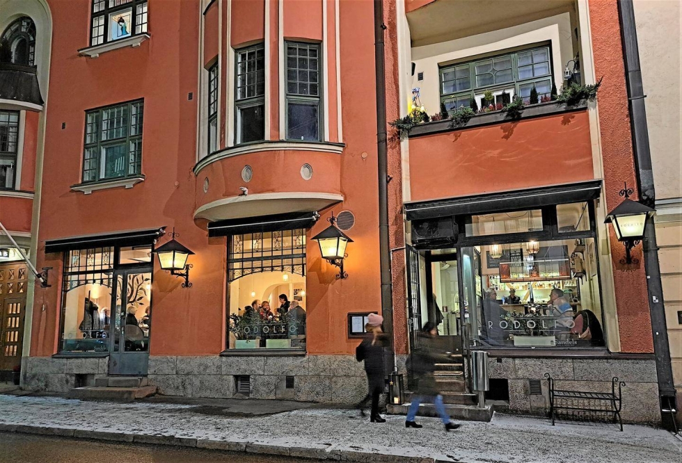 Ravintola Rodolfo sijaitsee Helsingin Kruununhaassa.