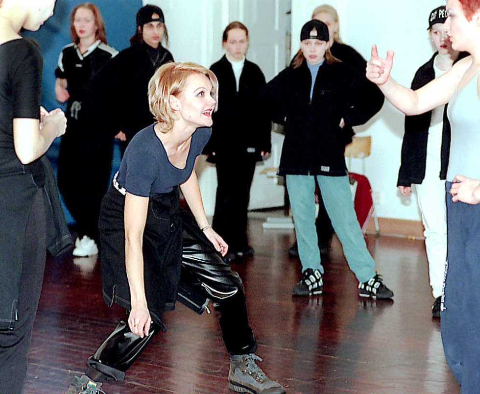 Tanssi on ollut iso osa Päivi Turtiainen-Laakkosen elämää. Tässä hän showtanssiharjoituksissa helmikuussa vuonna 1997.