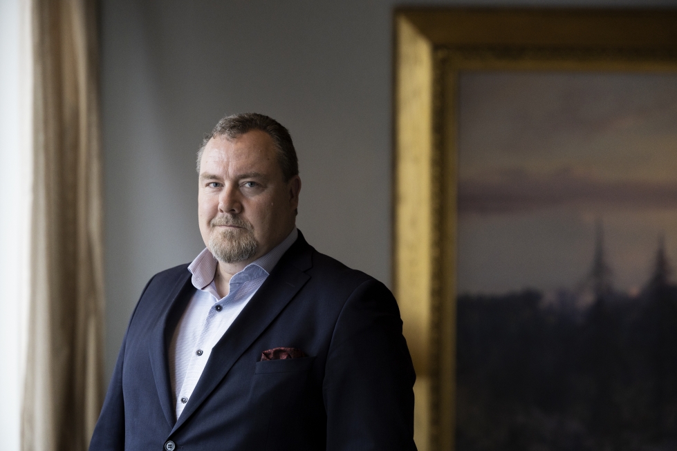 Toimitusjohtaja Juha Kivelä on PKO:n hallituksen puheenjohtaja. 