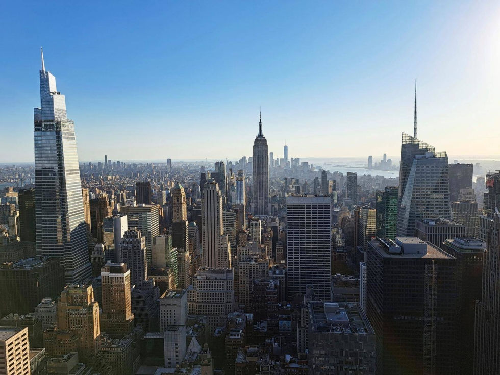 Manhattan näyttäytyy upeana ja hieman erilaisena aamuruskossa, päivänvalossa, auringon laskiessa ja pimeällä. Kaupungin siluettiin on vaikea kyllästyä.