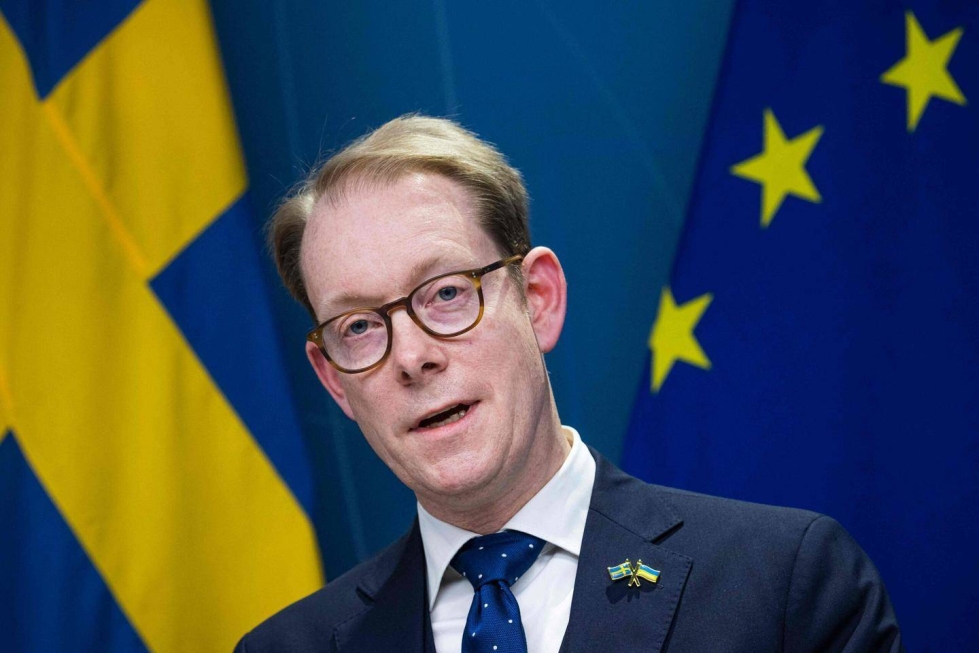Ruotsin ulkoministeri Tobias Billström kommentoi Ruotsin Nato-prosessia medialle saapuessaan ulkoministerien kokoukseen Brysselissä.