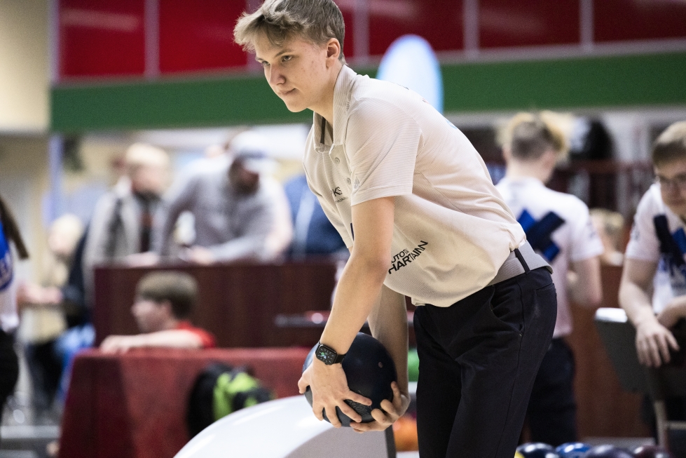 Nuori keilailulupaus Luukas Väänänen pääsi Ballmaster Openin finaaliin ja sijoittui kärkinelikkoon.