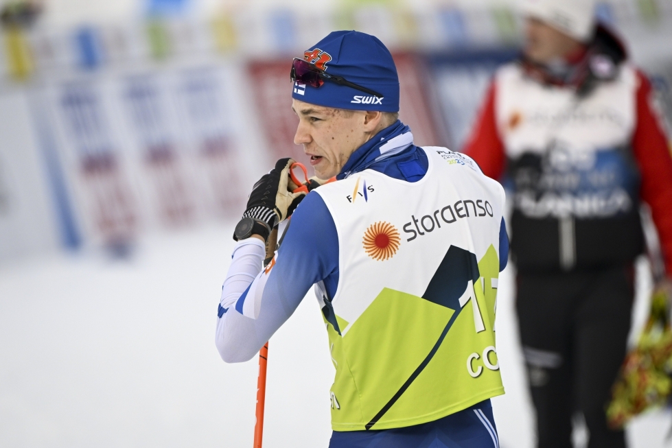 Suomen joukkueessa hiihtää tänään muun muassa Niko Anttola.