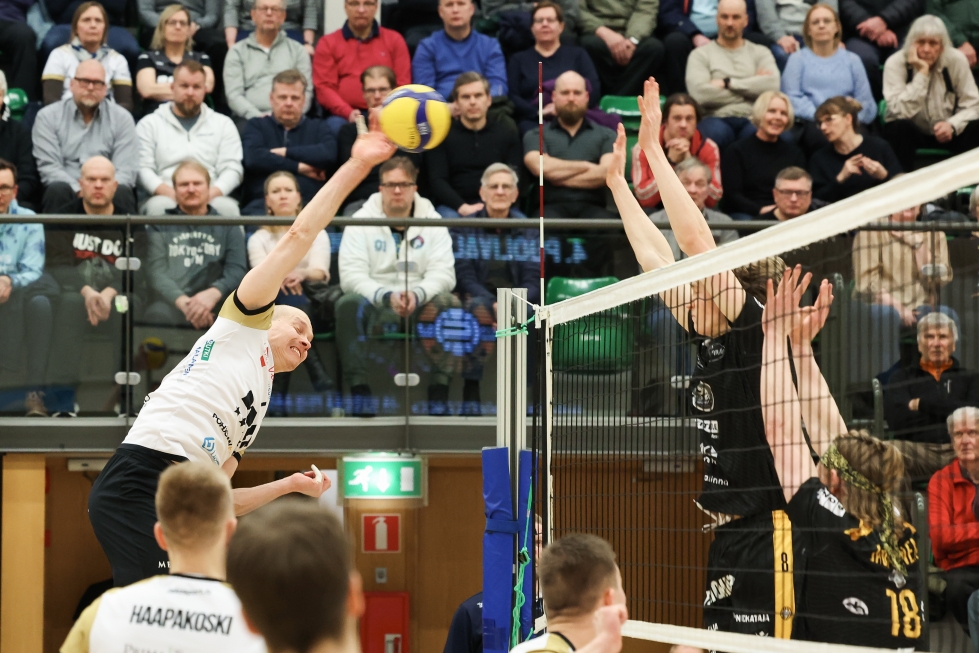 Savo Volley sai jätettyä Hurmoksen hakkurin Eetu Häyrisen (10/+1) harvinaisen pieniin teholukemiin.