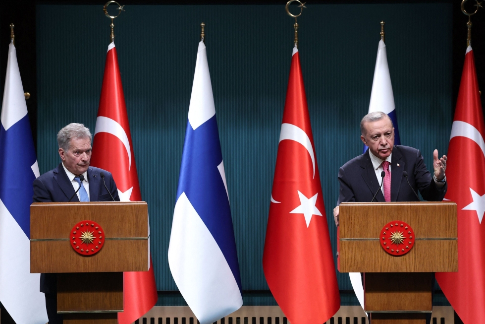 Turkin presidentti Recep Tayyip Erdogan ja Suomen presidentti Sauli Niinistö lehdistötilaisuudessa Ankarassa maaliskuun puolivälissä.