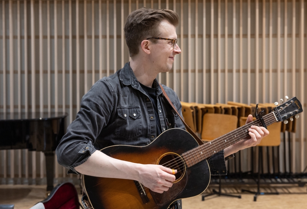 Kitaristi Pauli Halme käväisi viime viikolla opettamassa Joensuun konservatoriolla.