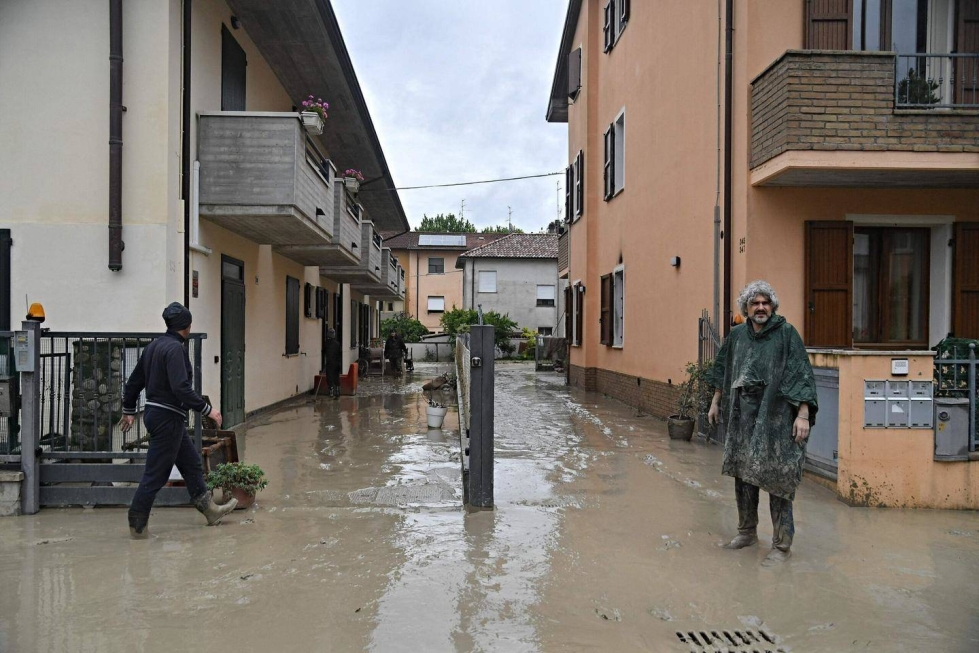 Sadetta on tullut jopa puoli metriä puolentoista päivän aikana Forlissa, Cesenassa ja Ravennassa. Kuva Cesenasta.