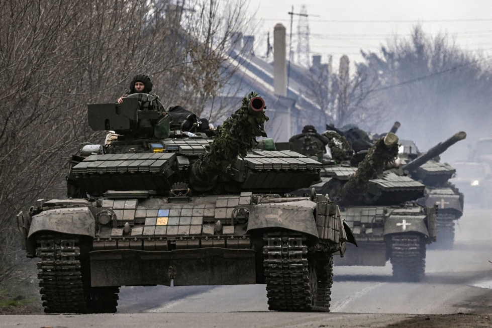 Ukrainan joukkoja menossa kohti Bahmutia viime maaliskuussa.