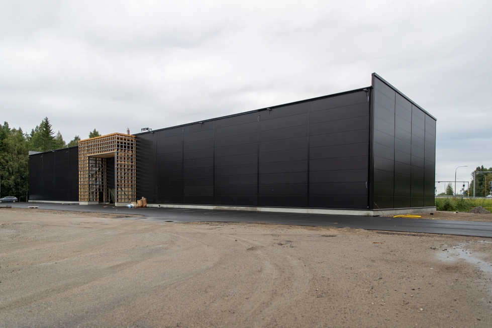 Padel X:n uusi padelkeskus avautuu lokakuussa Hukanhaudalla.