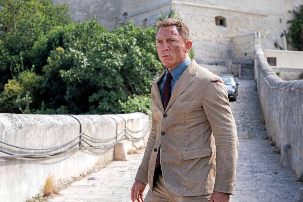 007 No Time to Die: Daniel Craig. Nelonen klo 21.00.